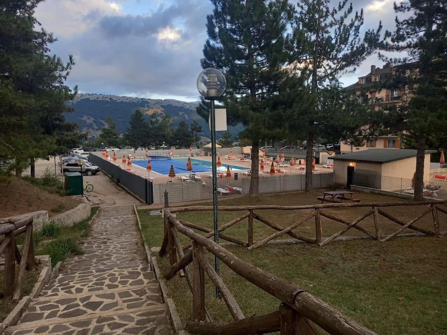 Casa Vacanza Petrari Residence Alt Air Ovindoli Exteriör bild
